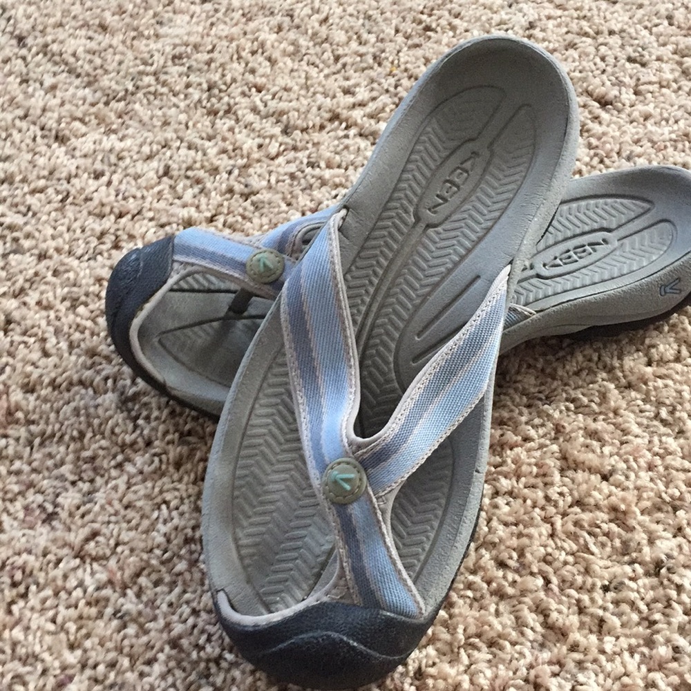 Keen flip flops